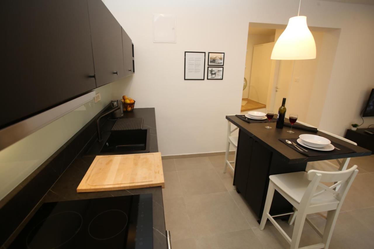 Apartmani Tri Bunje Tribalj Exteriér fotografie