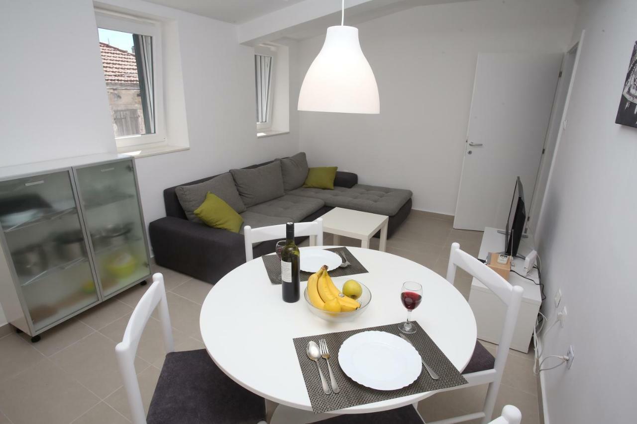 Apartmani Tri Bunje Tribalj Exteriér fotografie