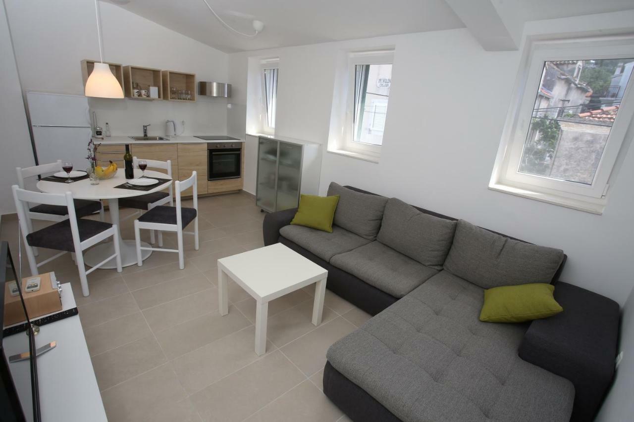 Apartmani Tri Bunje Tribalj Exteriér fotografie