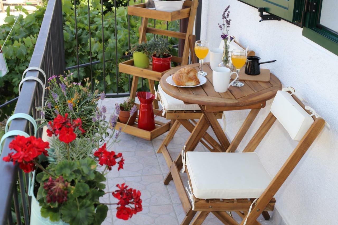 Apartmani Tri Bunje Tribalj Exteriér fotografie