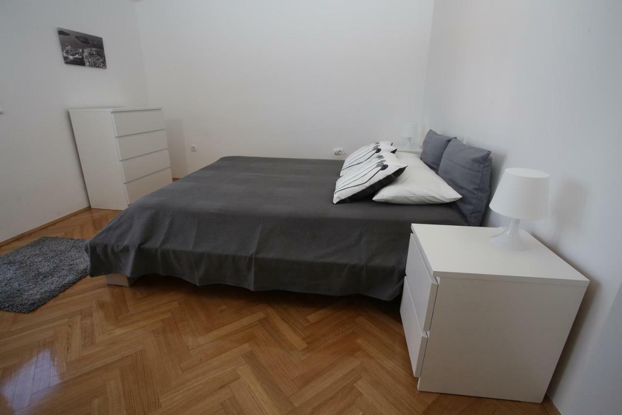 Apartmani Tri Bunje Tribalj Exteriér fotografie