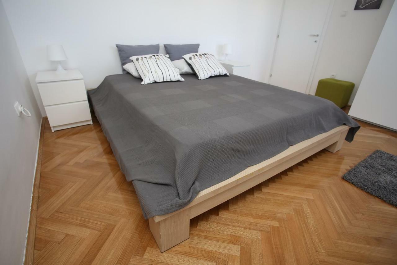 Apartmani Tri Bunje Tribalj Exteriér fotografie