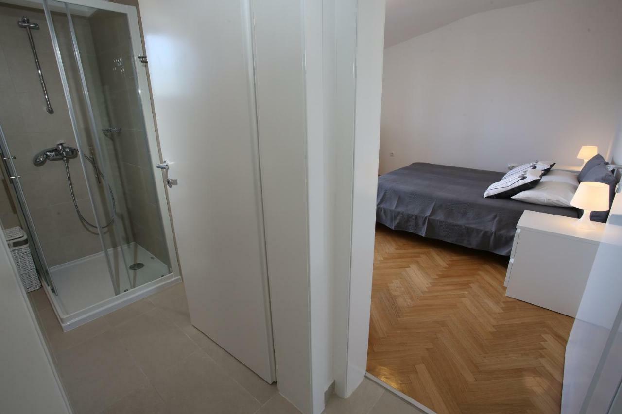 Apartmani Tri Bunje Tribalj Exteriér fotografie